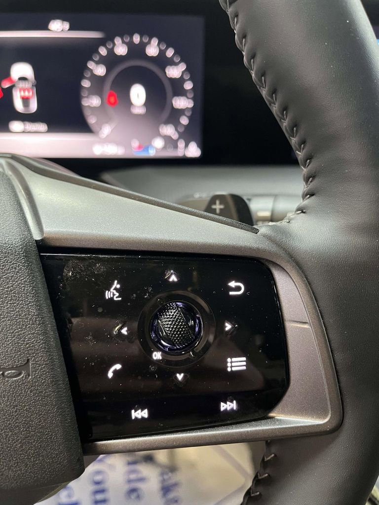 Certified 2025 Nissan Murano SV image 22