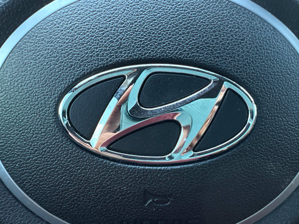Used 2021 Hyundai Elantra SEL FWD image 30