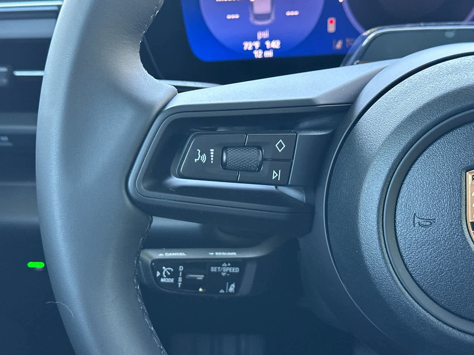 New 2026 Porsche Macan Electric RWD image 28
