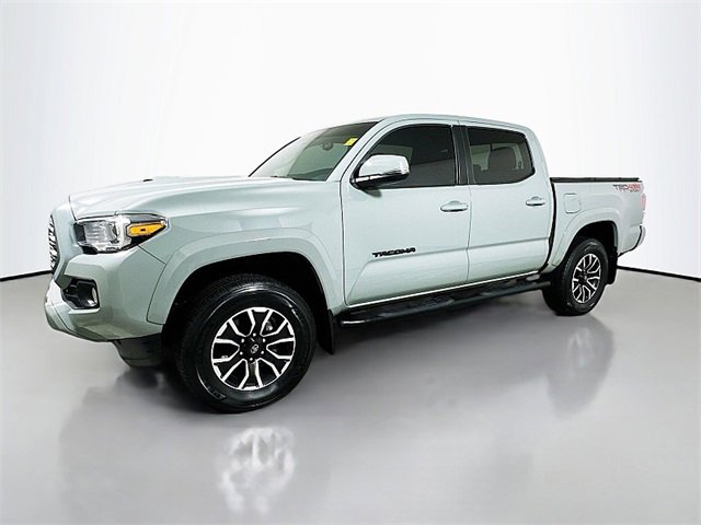 Used 2023 Toyota Tacoma TRD Sport image 3