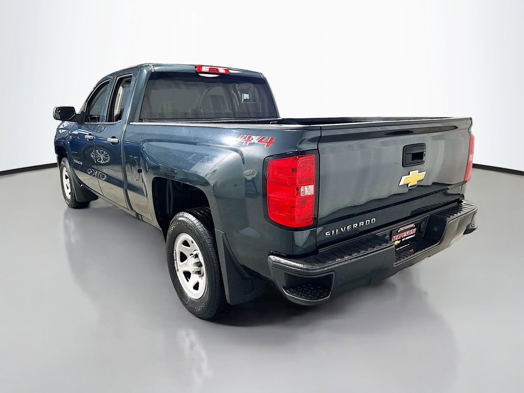 Used 2018 Chevrolet Silverado 1500 W/T w/ WT Convenience Package AWD/4WD image 5