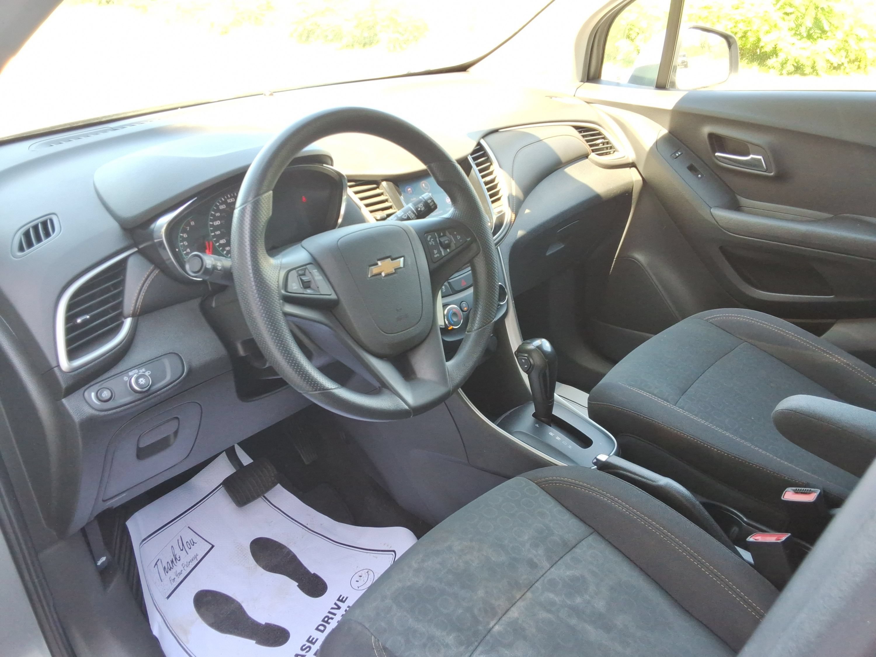 Used 2020 Chevrolet Trax LS w/ Tint and Cruise Package FWD image 23