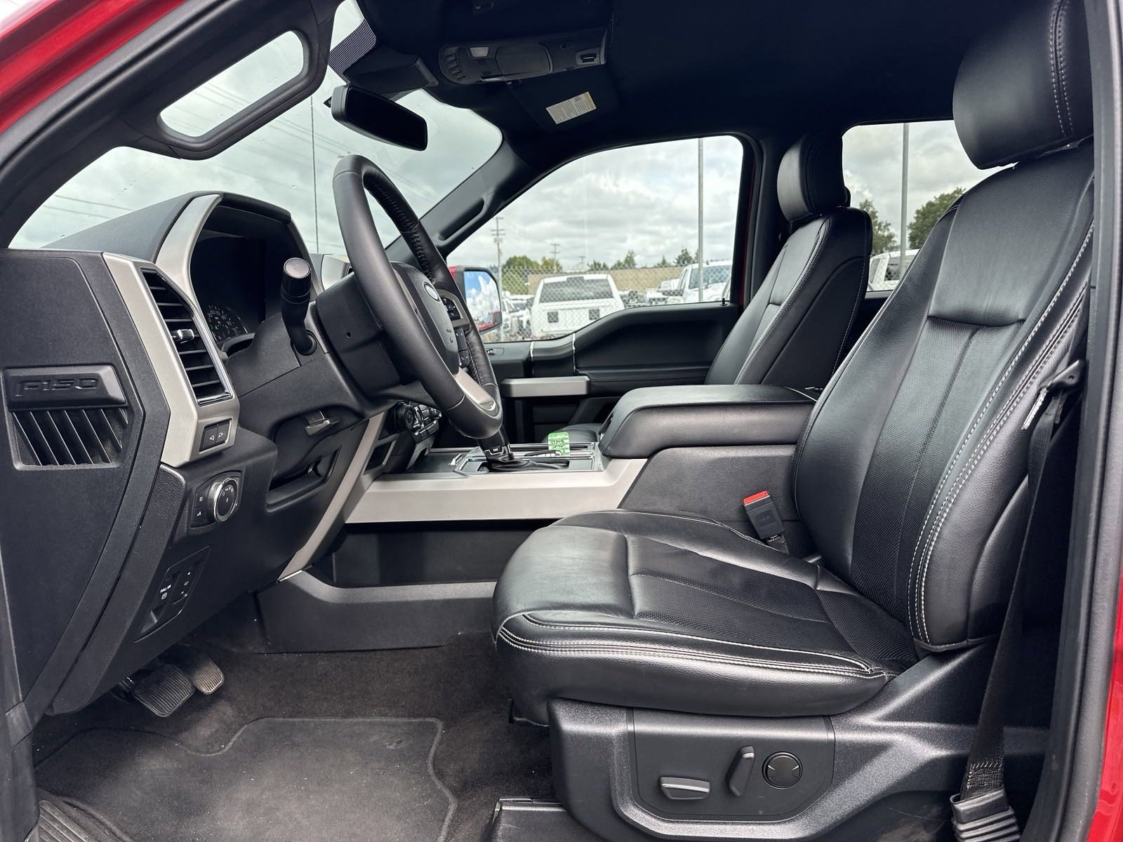 Used 2020 Ford F150 Lariat AWD/4WD image 10