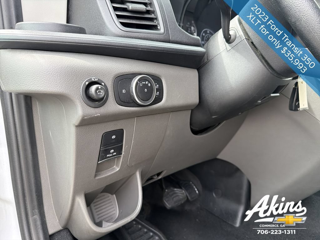 Used 2023 Ford Transit 350 XLT RWD image 15