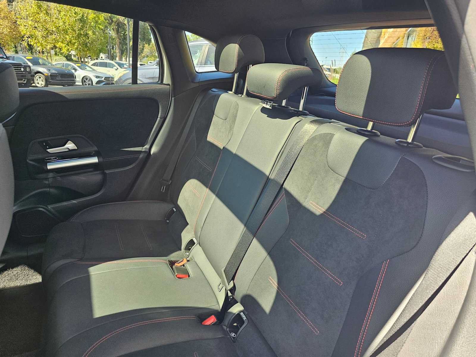 Used 2023 Mercedes-Benz GLA 250 4MATIC image 17