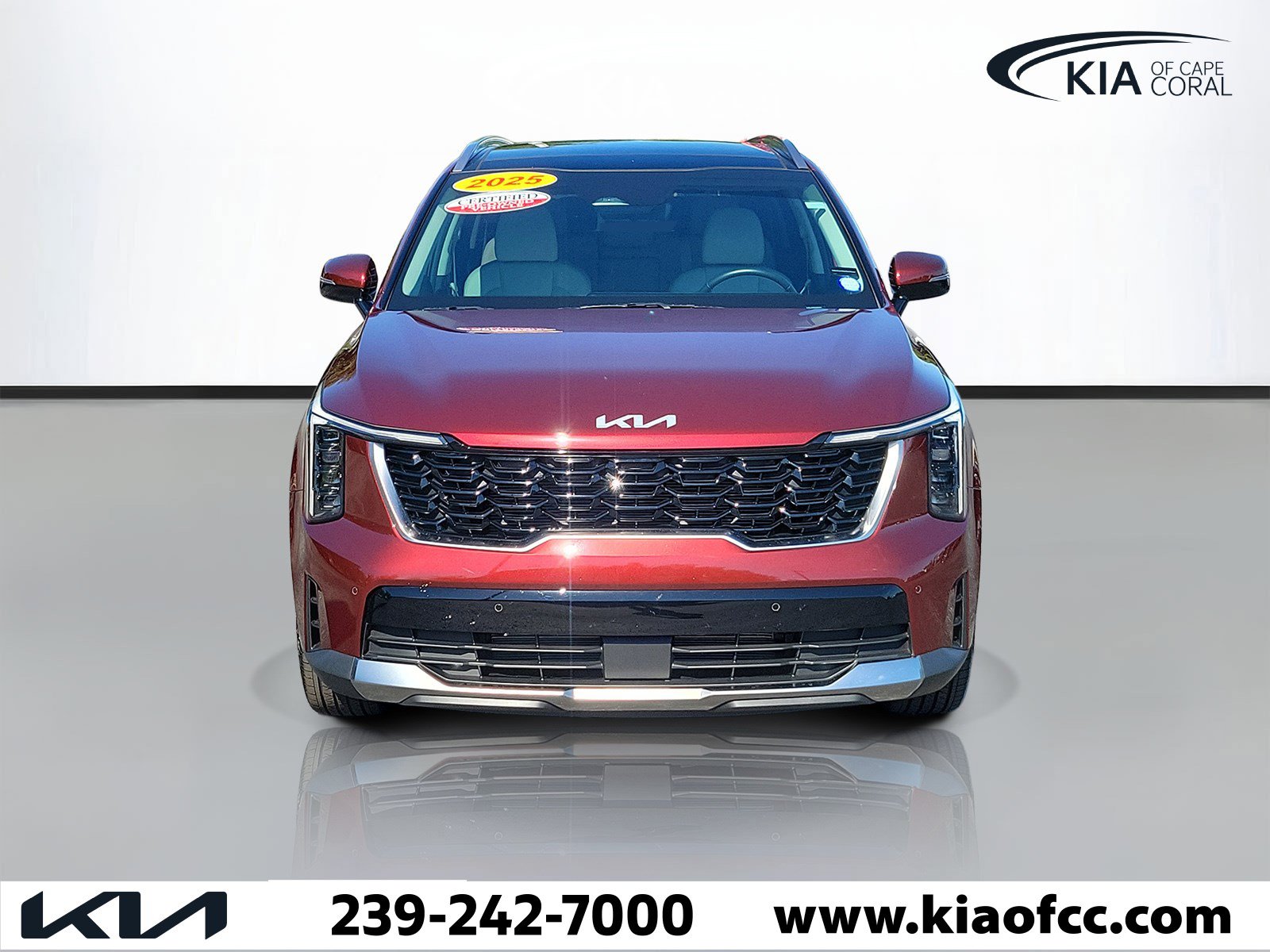 Certified 2025 Kia Sorento S w/ Panoramic Sunroof Package FWD image 2
