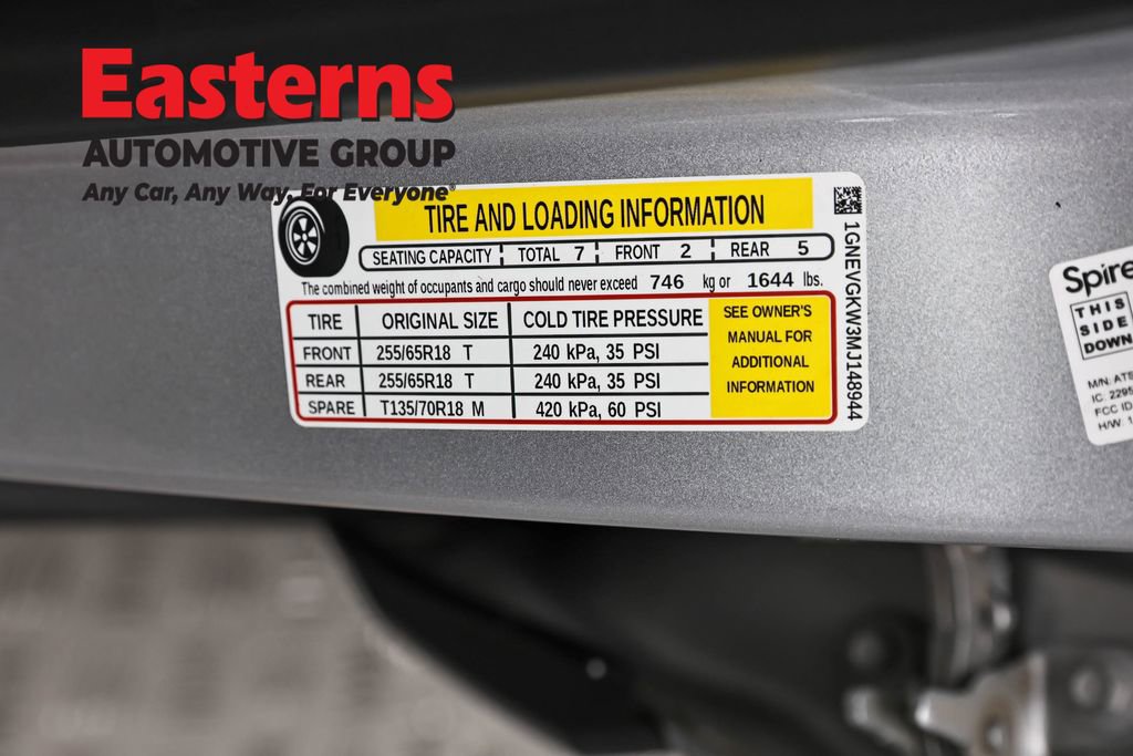 Used 2021 Chevrolet Traverse LT image 34