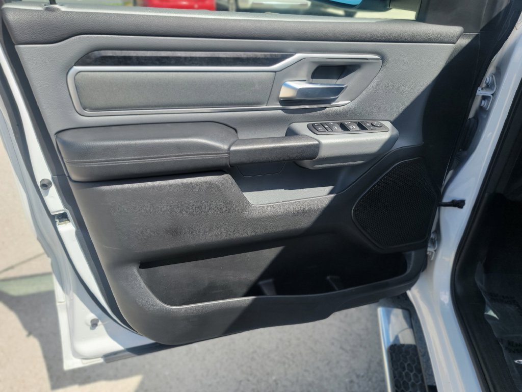 Used 2023 RAM 1500 Big Horn AWD/4WD image 10