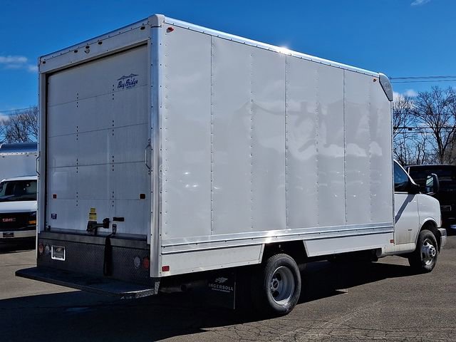 New 2025 GMC Savana 3500 w/ Power Convenience Package RWD image 4