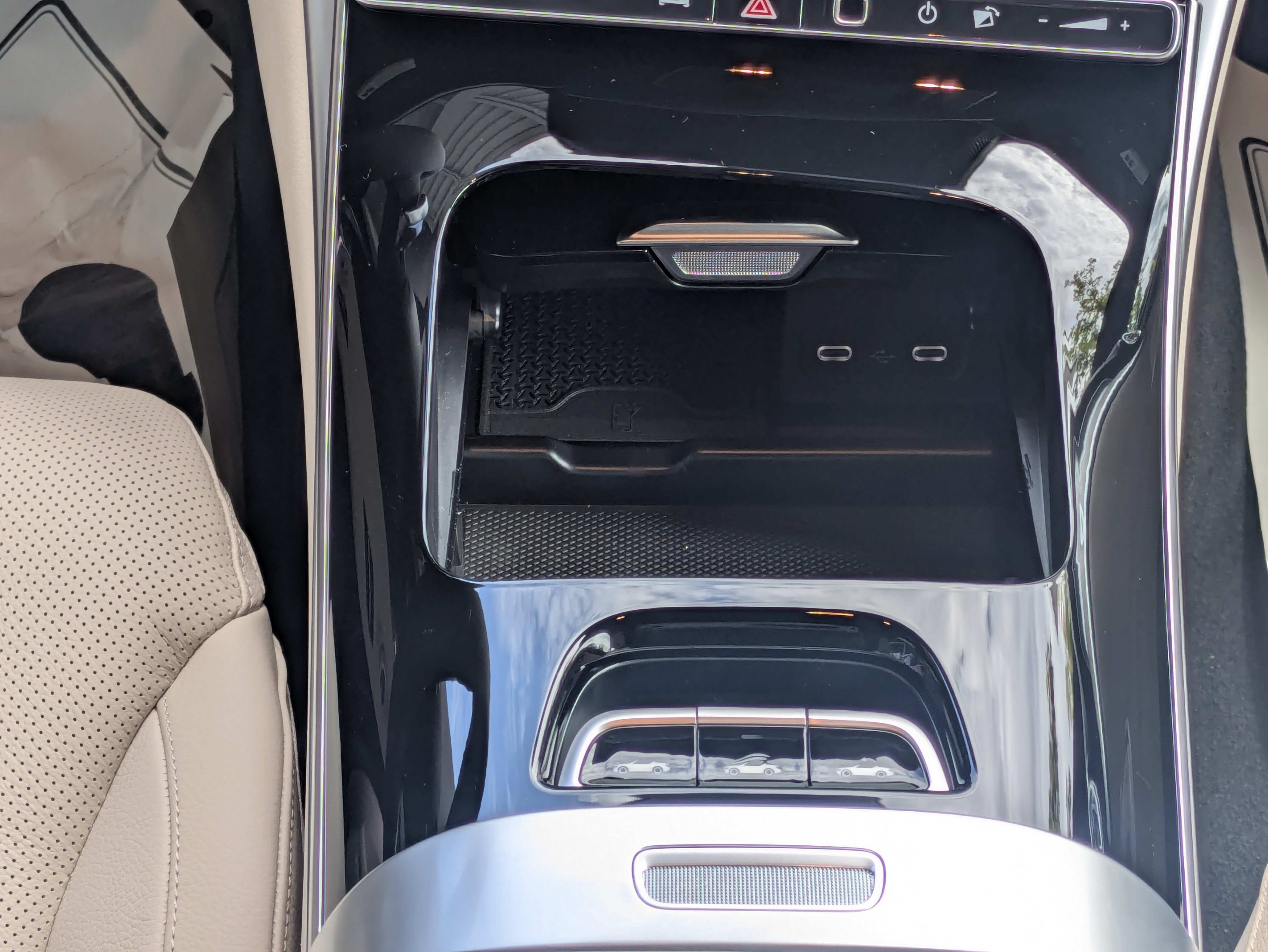 New 2027 Mercedes-Benz CLE 450 4MATIC Cabriolet image 17