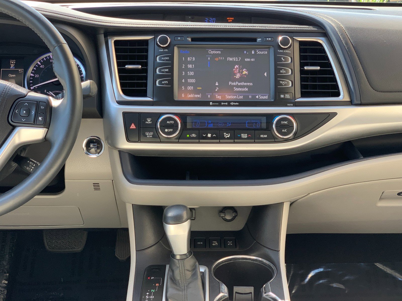 Used 2016 Toyota Highlander XLE AWD/4WD image 30