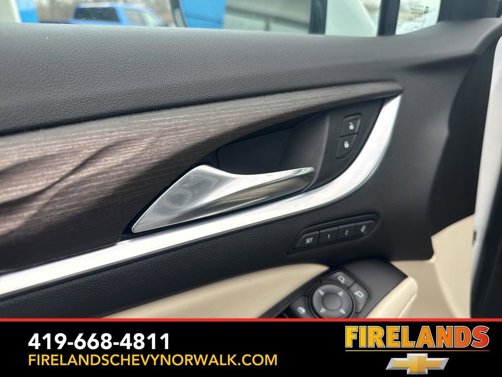 Certified 2024 Buick Enclave Avenir w/ Avenir Technology Package image 16