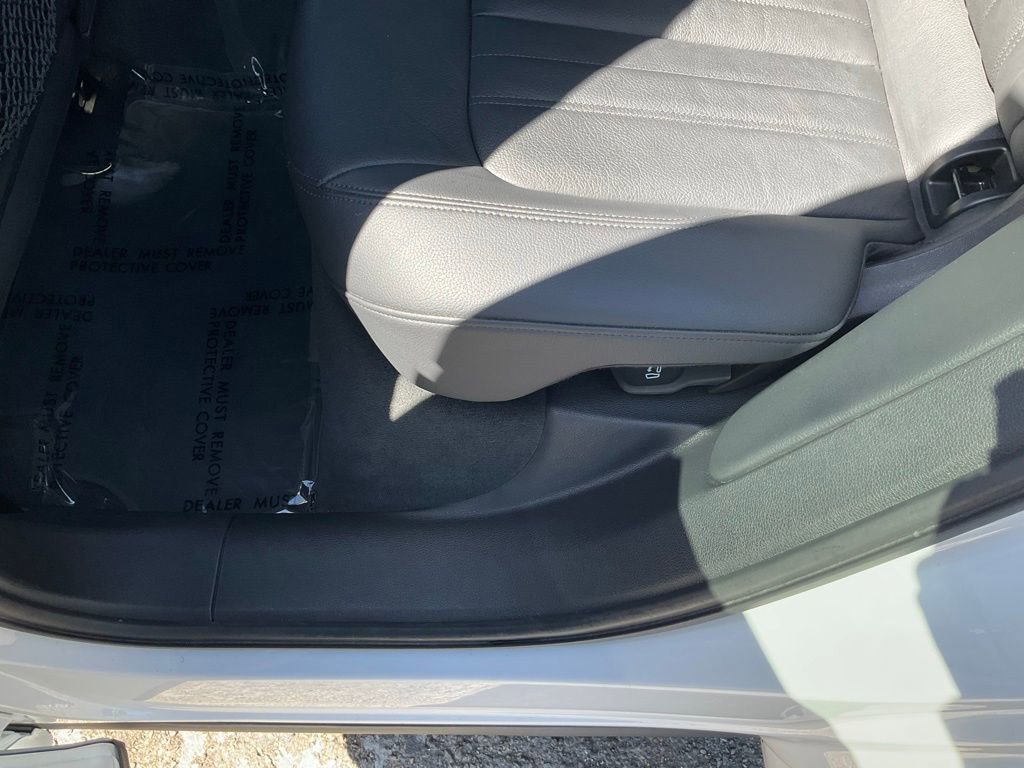 Used 2020 Audi Q5 e Premium w/ Convenience Package image 28