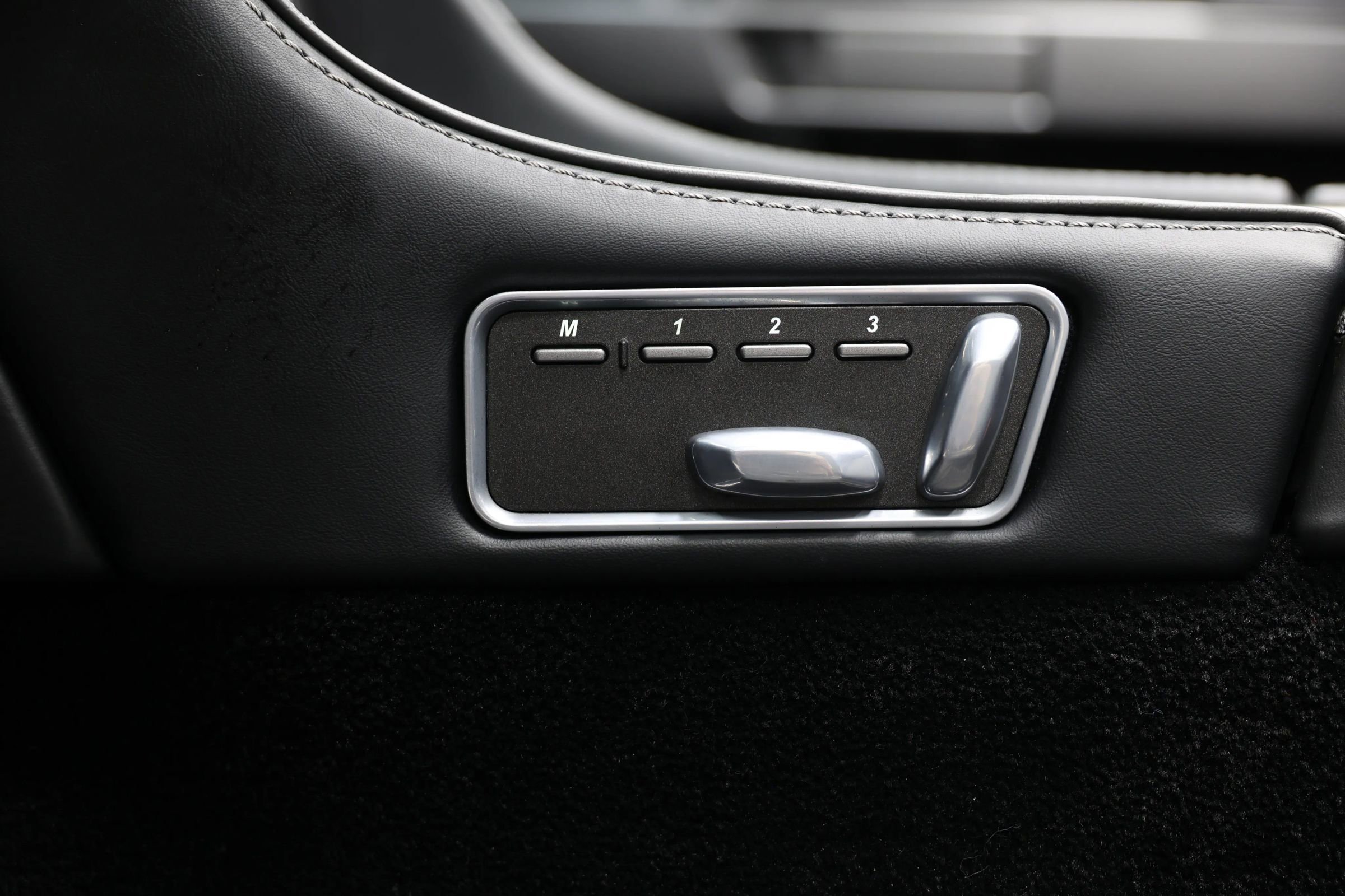 Used 2012 Aston Martin Virage Volante image 20