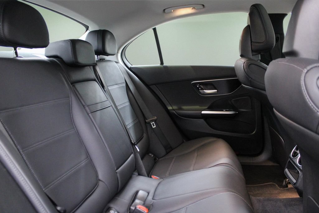 Used 2024 Mercedes-Benz C 300 Sedan image 27