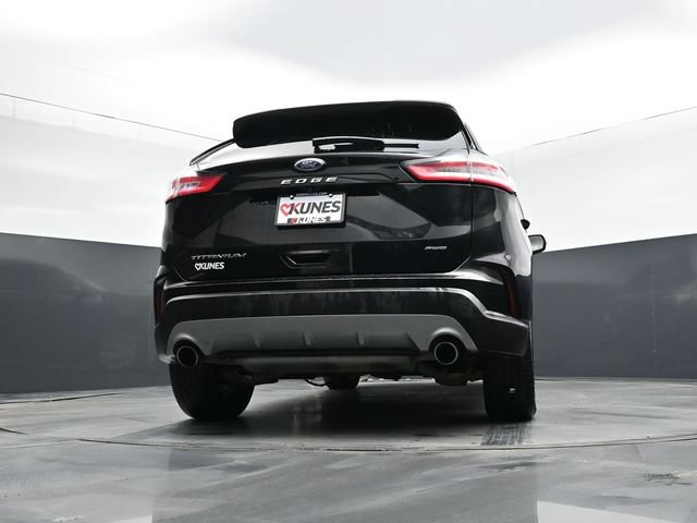 Used 2022 Ford Edge Titanium w/ Equipment Group 301A AWD/4WD image 45
