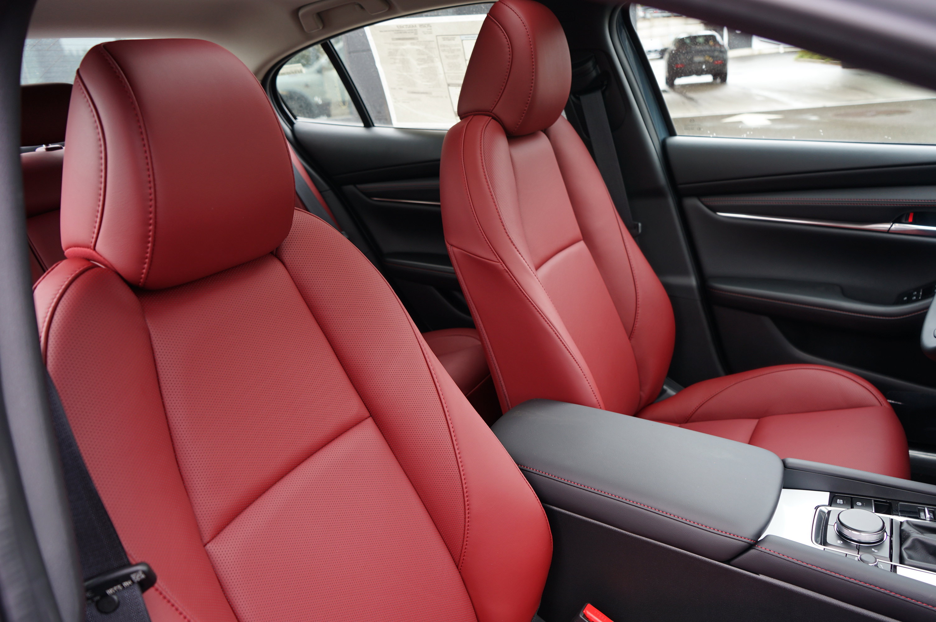 New 2026 MAZDA MAZDA3 Carbon image 29