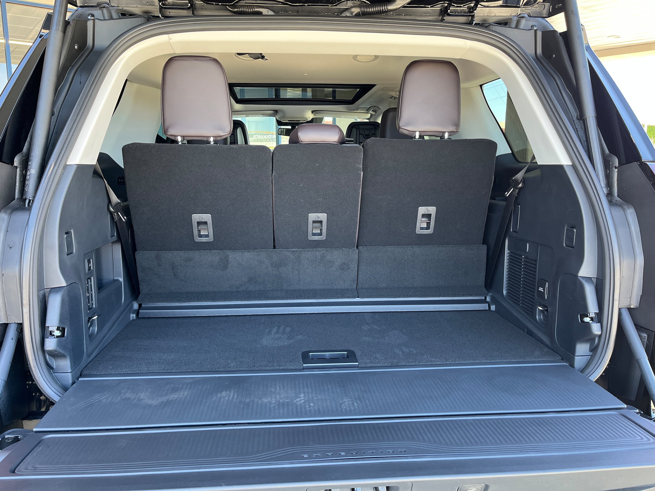New 2026 Ford Expedition Platinum w/ Platinum Ultimate Package AWD/4WD image 11