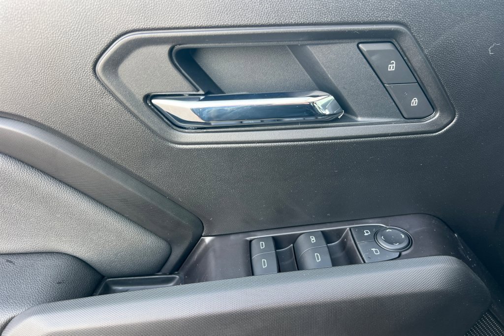 New 2026 GMC Canyon Elevation w/ Convenience Package image 8