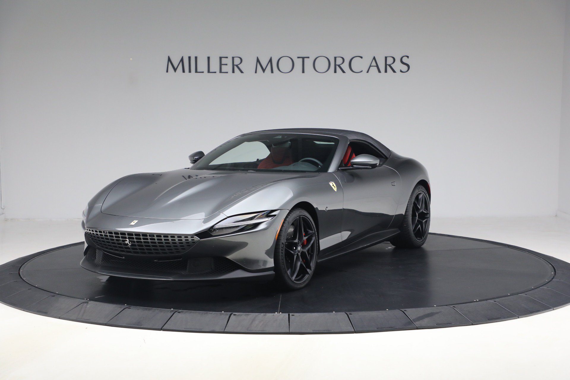 Certified 2026 Ferrari Roma Spider RWD image 28