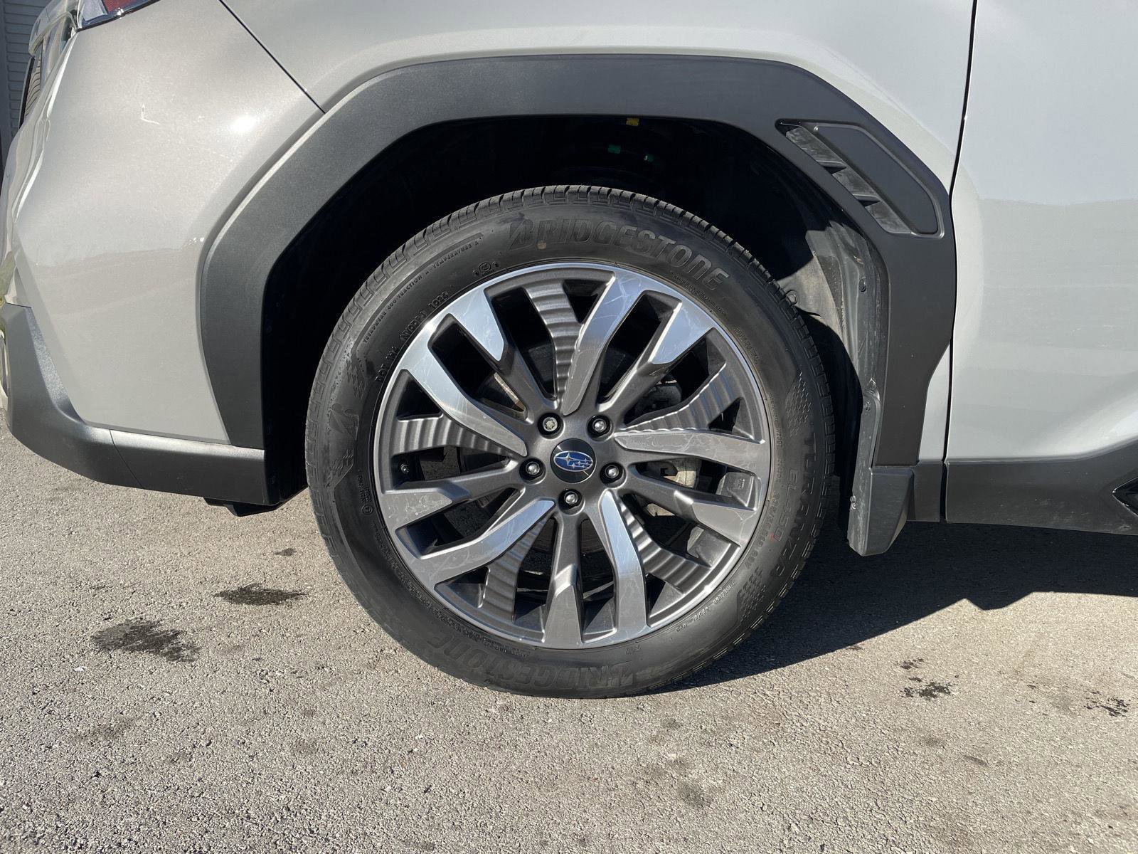 Certified 2025 Subaru Forester Touring AWD/4WD image 17