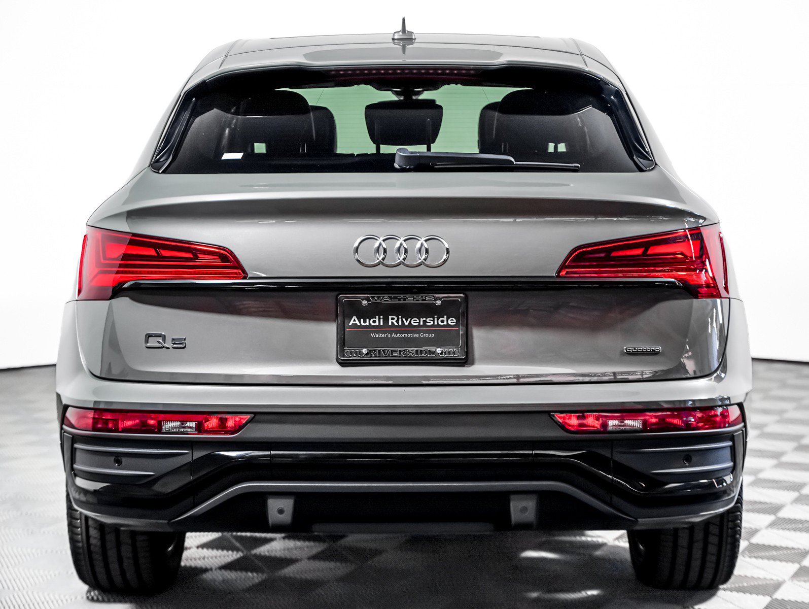 Certified 2023 Audi Q5 2.0T Premium Plus w/ Premium Plus Package AWD/4WD image 10