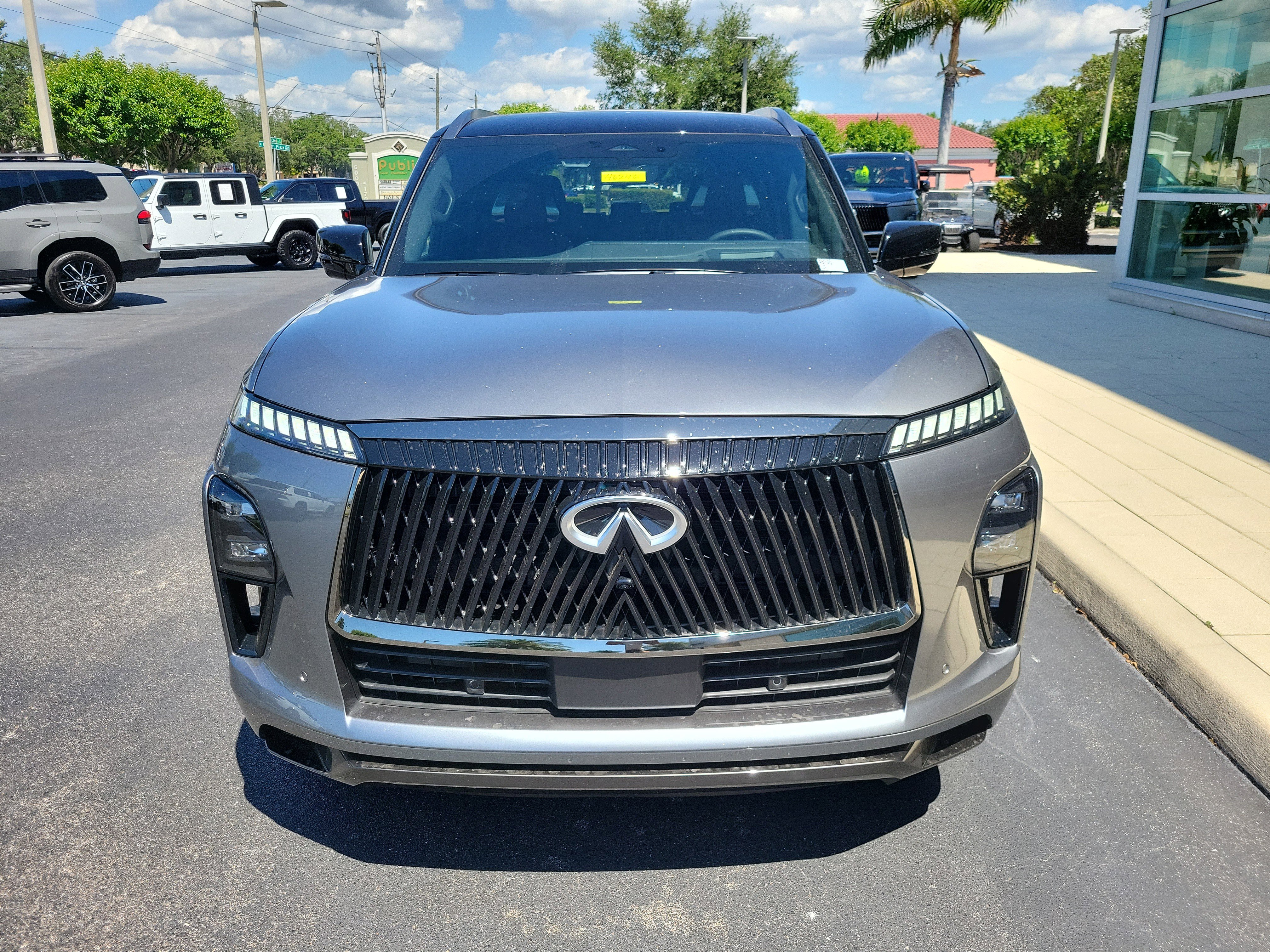 New 2026 INFINITI QX80 Autograph AWD/4WD image 2