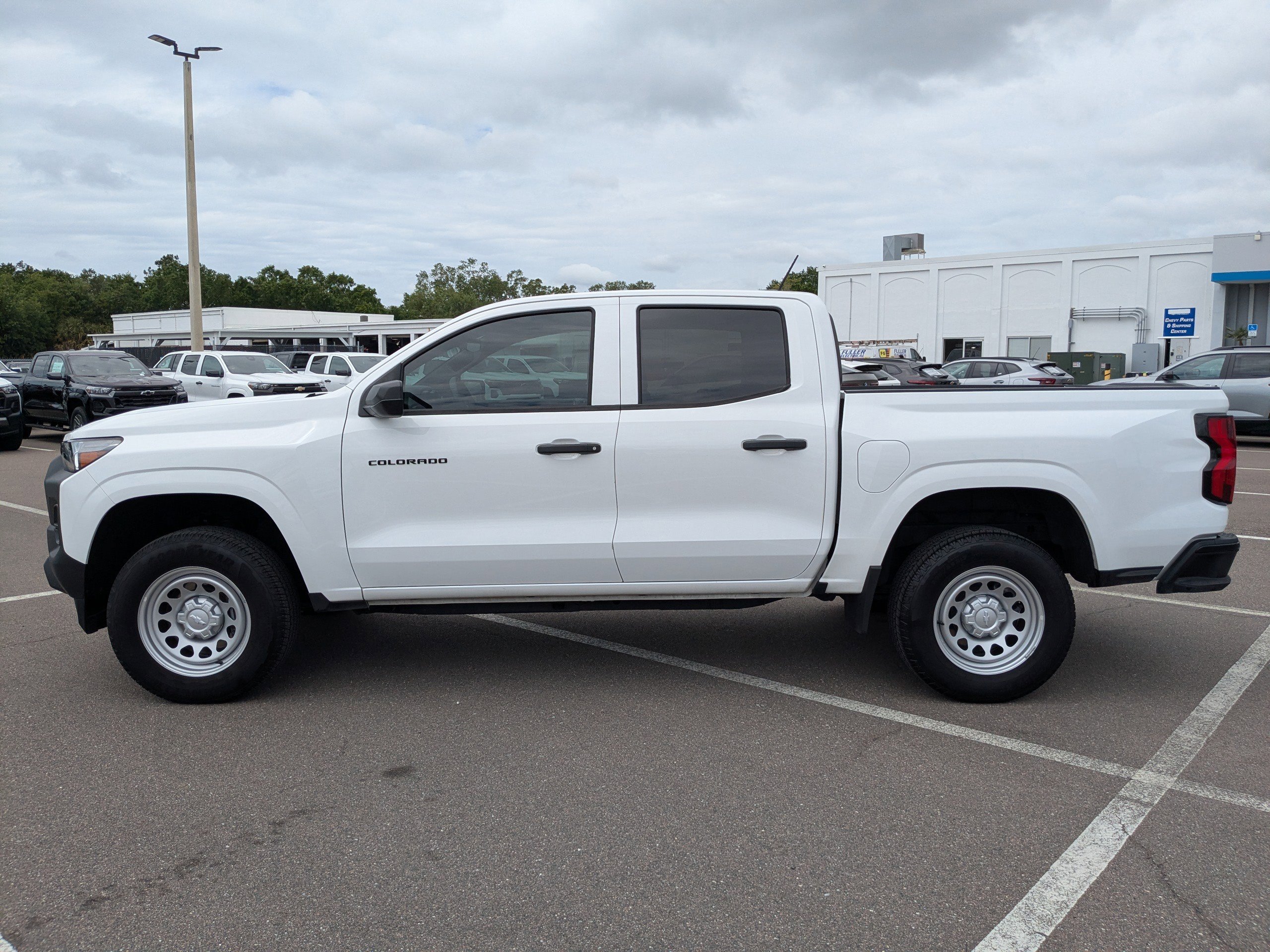 Used 2024 Chevrolet Colorado W/T w/ LPO, Dark Essentials Package image 7