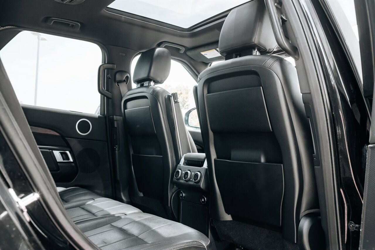 Used 2019 Land Rover Discovery HSE AWD/4WD image 50