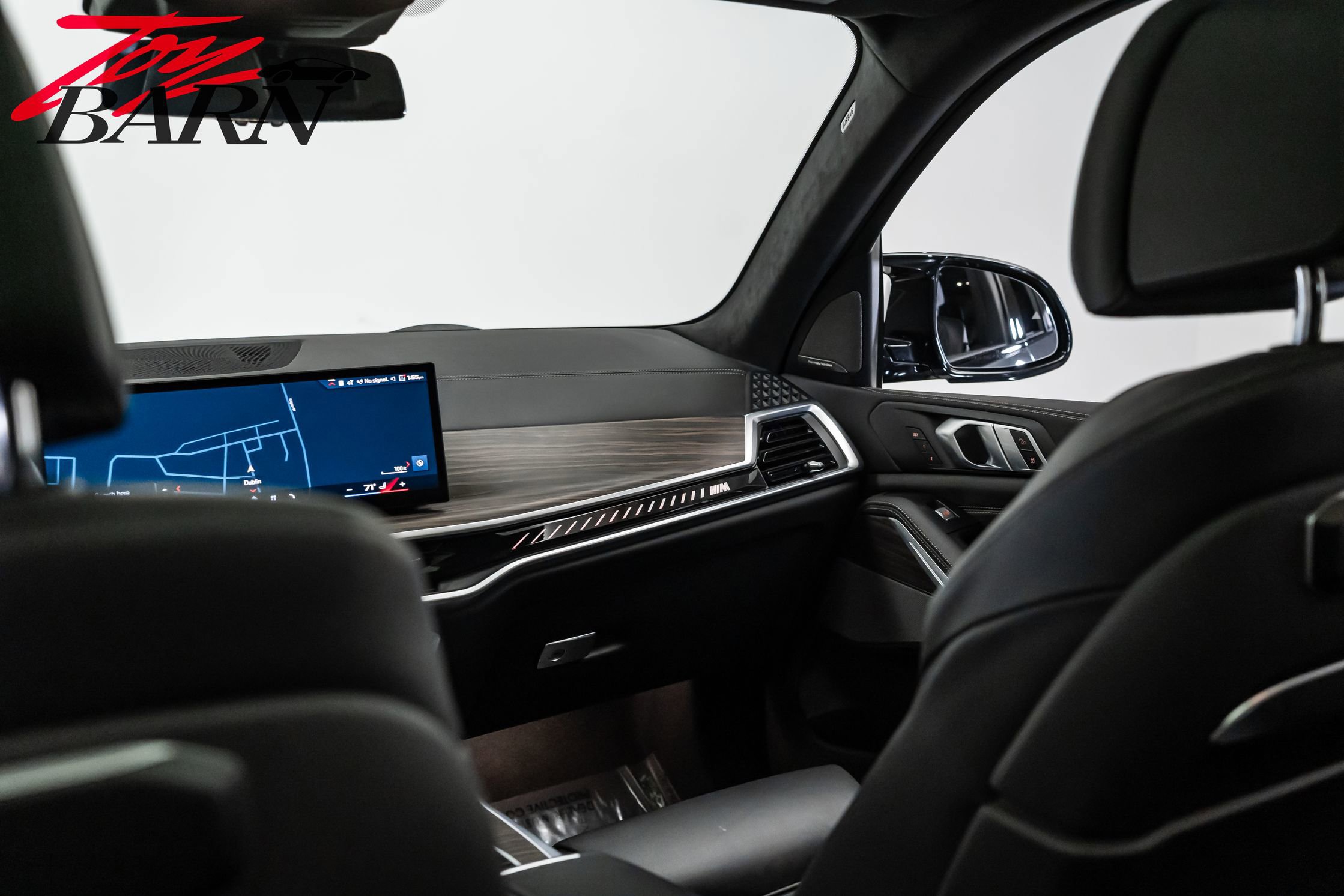 Used 2024 BMW X7 M60i image 48