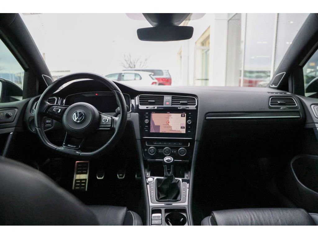 Used 2019 Volkswagen Golf R 4-Door image 14