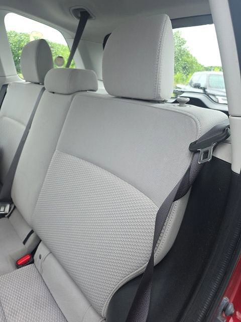 Used 2018 Subaru Forester 2.5i w/ Alloy Wheel Package AWD/4WD image 8