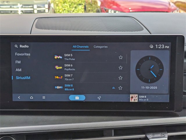 Used 2025 Hyundai Santa Fe SEL image 18