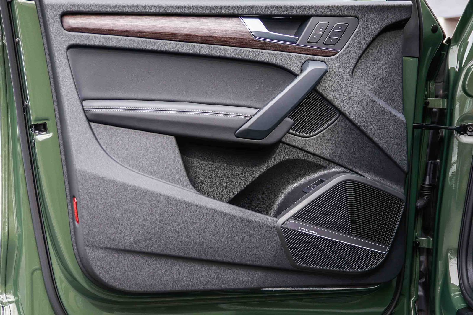 Certified 2024 Audi Q5 2.0T Premium Plus w/ Premium Plus Package image 23