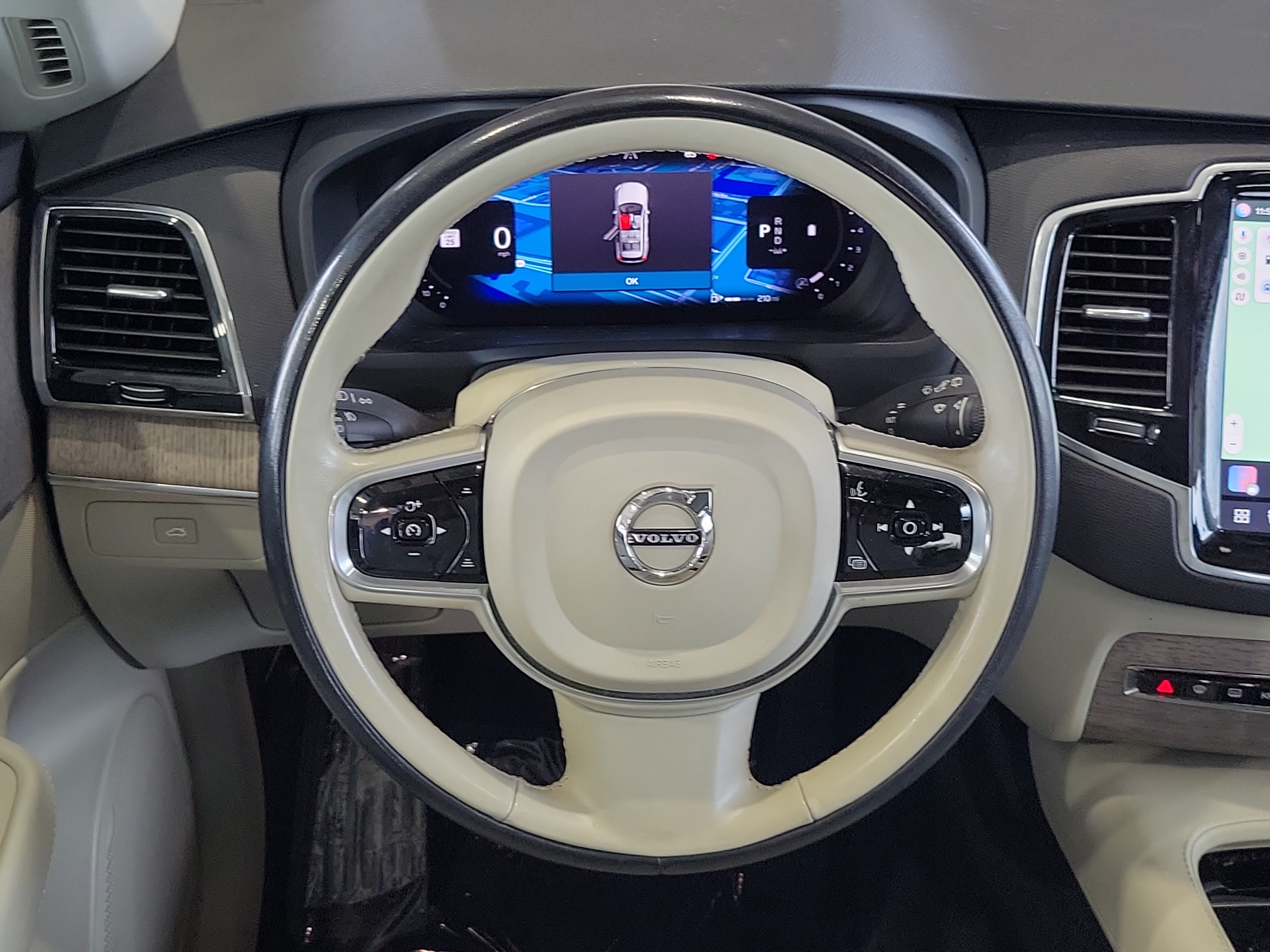 Used 2023 Volvo XC90 B5 Plus w/ Protection Package Premier AWD/4WD image 16