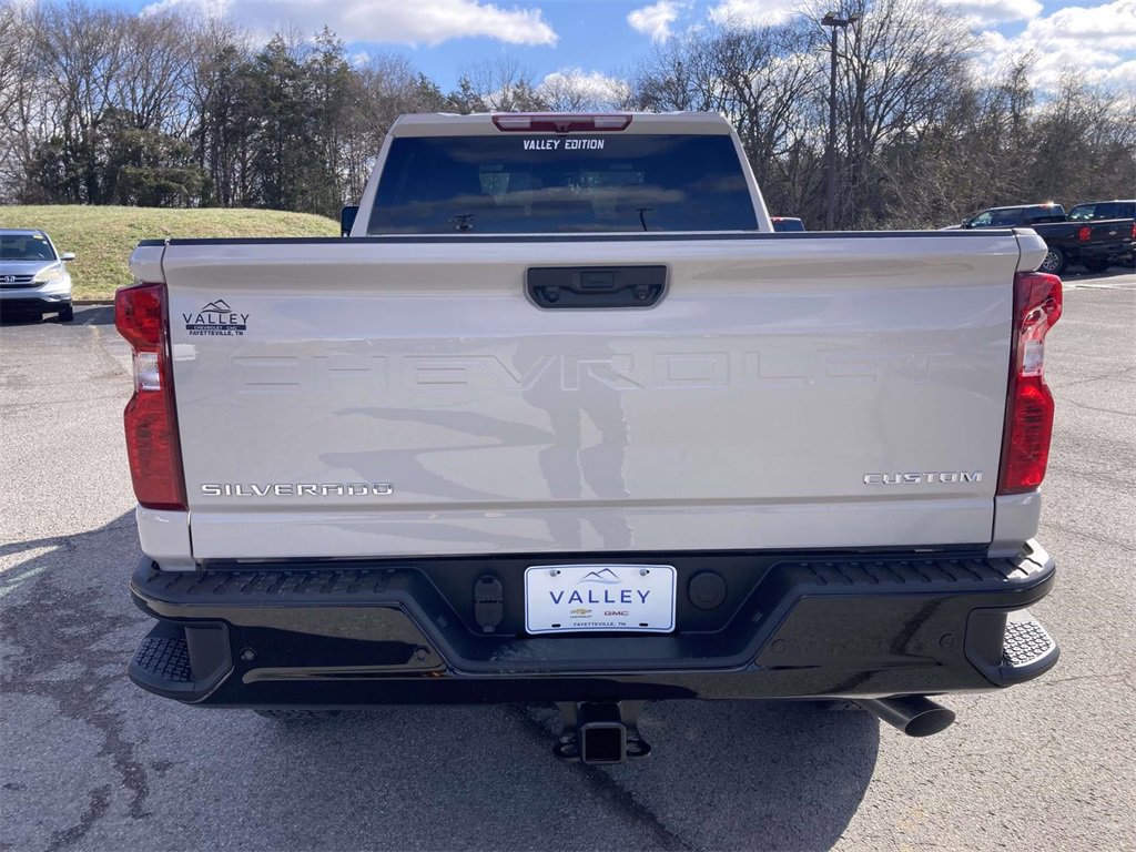 New 2026 Chevrolet Silverado 2500 Custom image 5