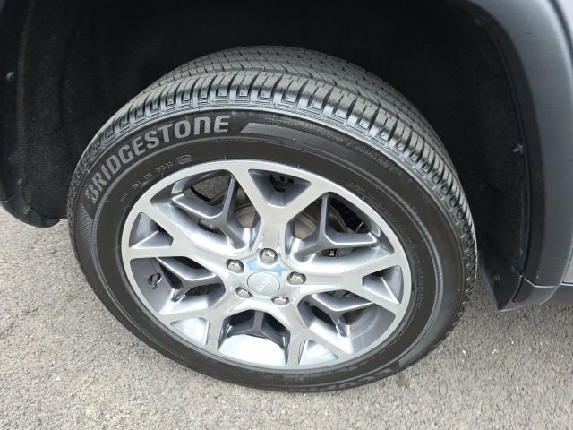 Used 2020 Jeep Grand Cherokee Limited w/ Luxury Group II image 31