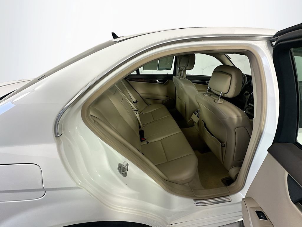 Used 2013 Mercedes-Benz C 300 4MATIC Sedan image 28