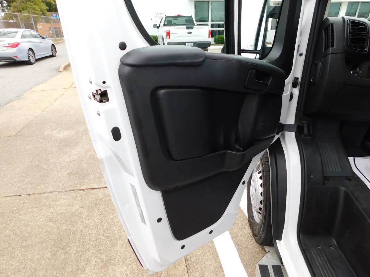 Used 2025 RAM ProMaster 2500 w/ U-Haul Equipment Group FWD image 7