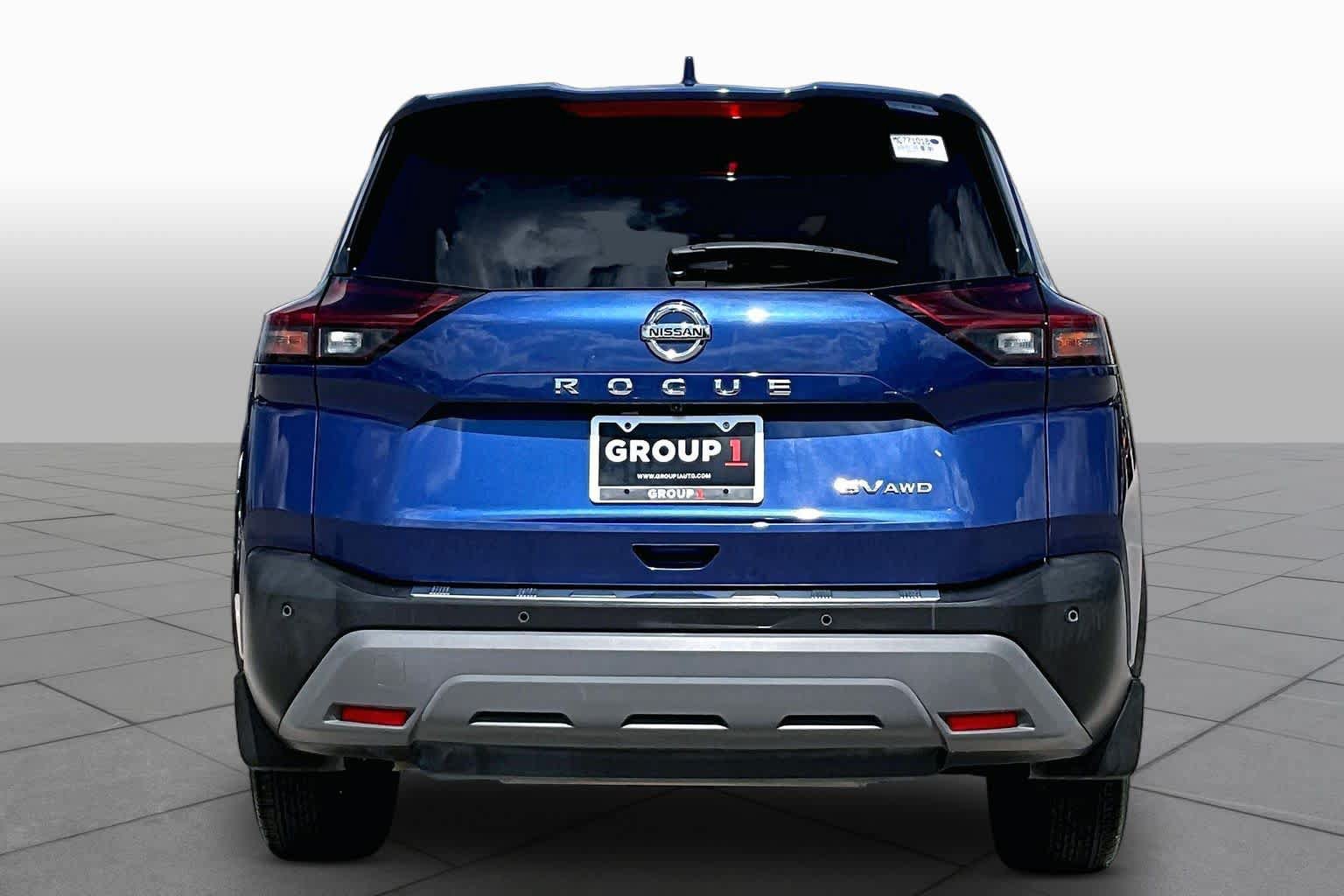 Used 2021 Nissan Rogue SV AWD/4WD image 5