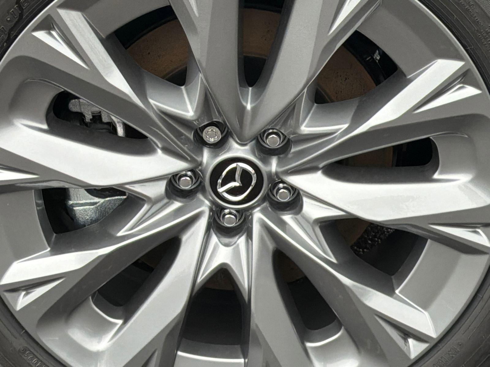 New 2026 MAZDA CX-90 Plug-In Hybrid w/ Preferred image 4