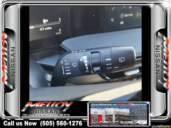 Used 2025 Nissan Kicks SR w/ Interior Electronics Package image 25