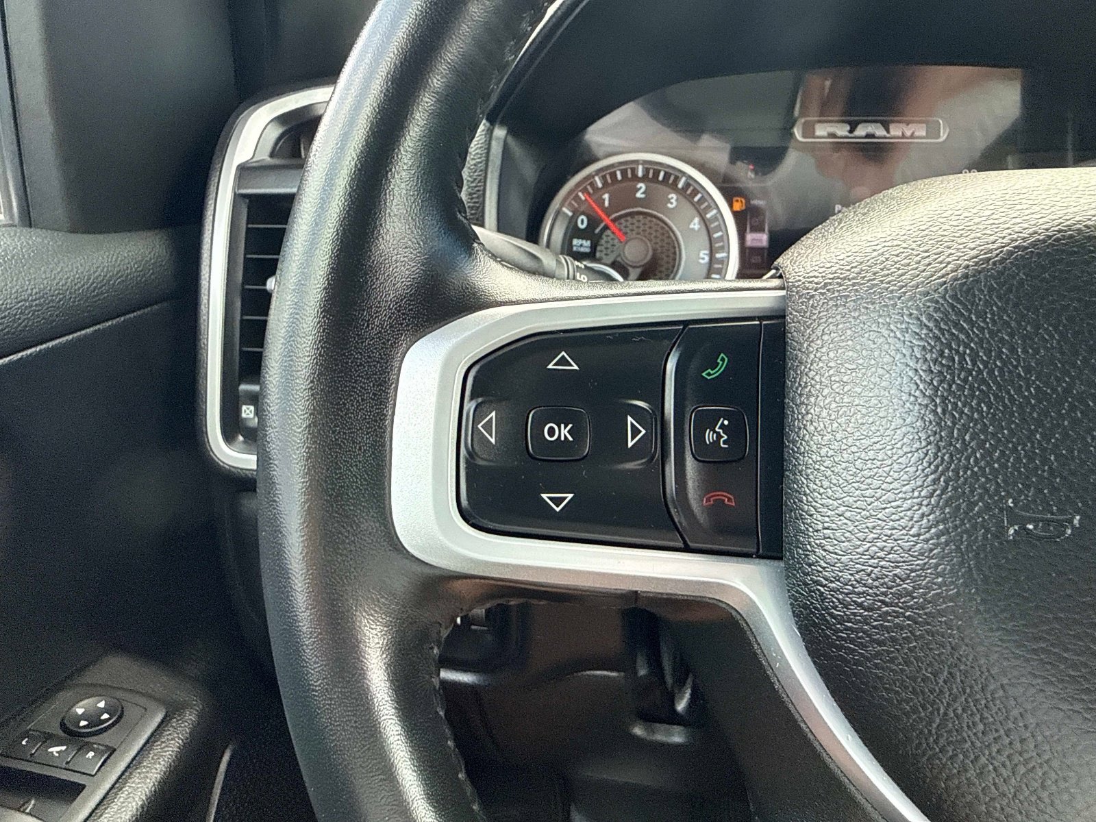 Used 2022 RAM 1500 Lone Star image 32