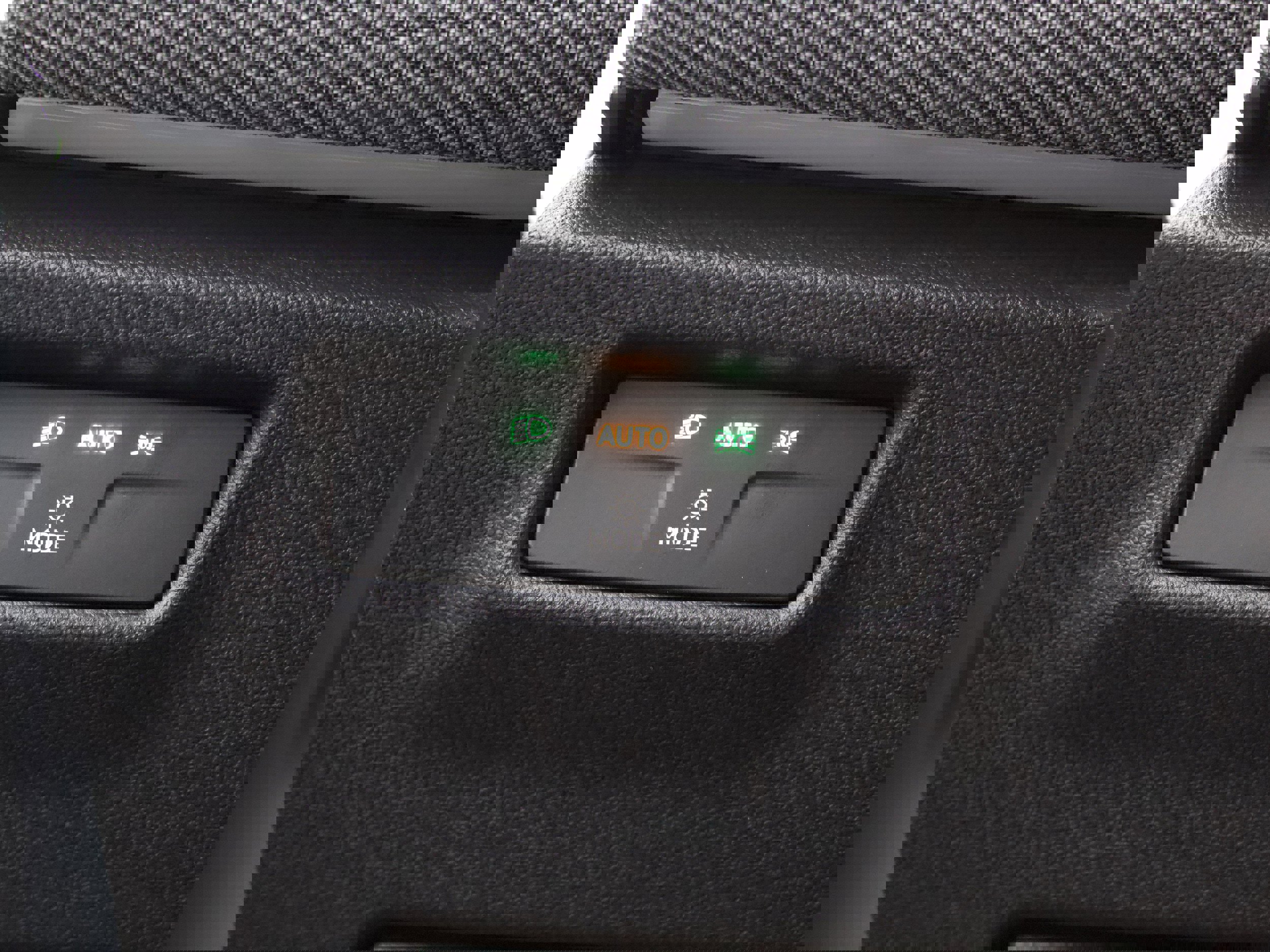 New 2026 Volkswagen Tiguan S image 14