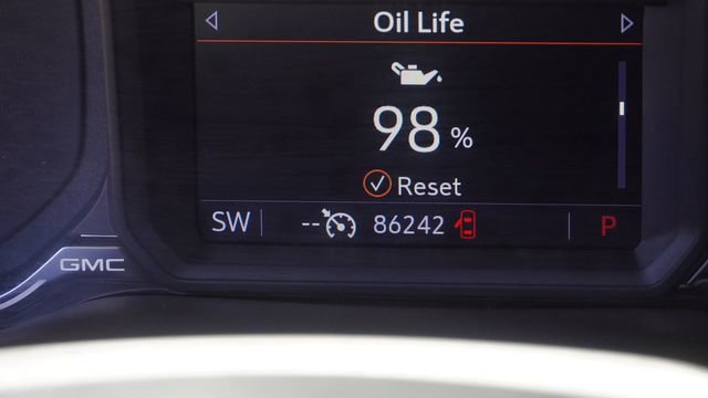 Used 2021 GMC Sierra 1500 SLT image 31