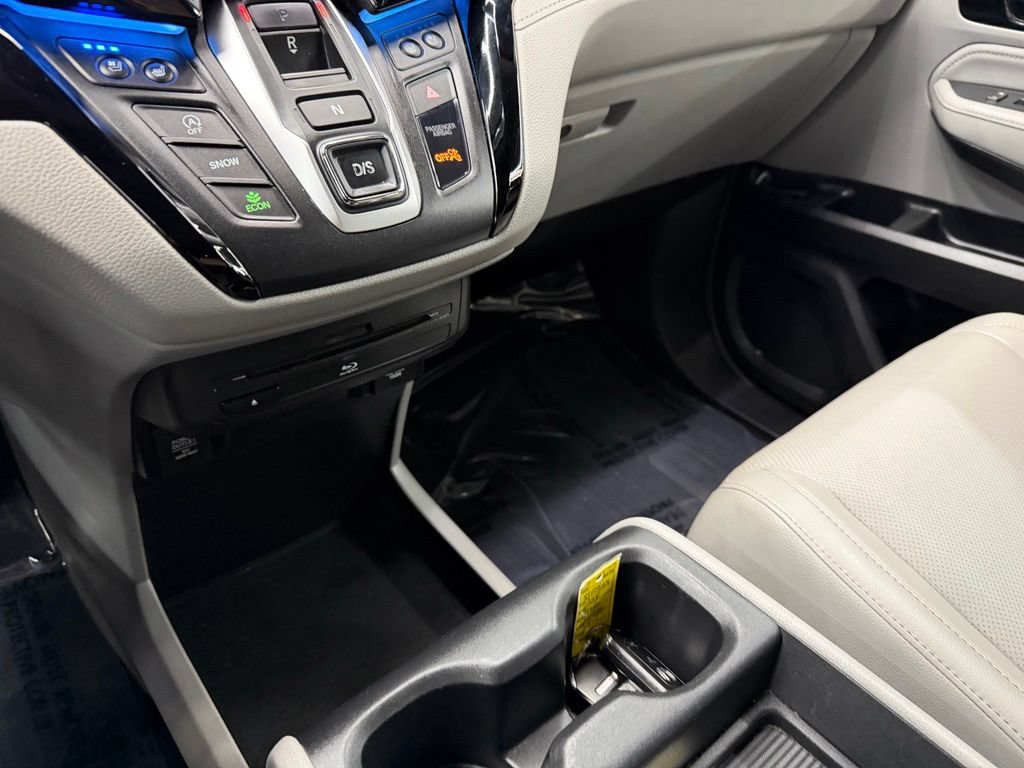 Used 2018 Honda Odyssey Elite image 26