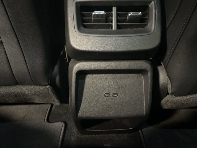 Used 2025 Chevrolet Equinox EV LT w/ Convenience Package image 37