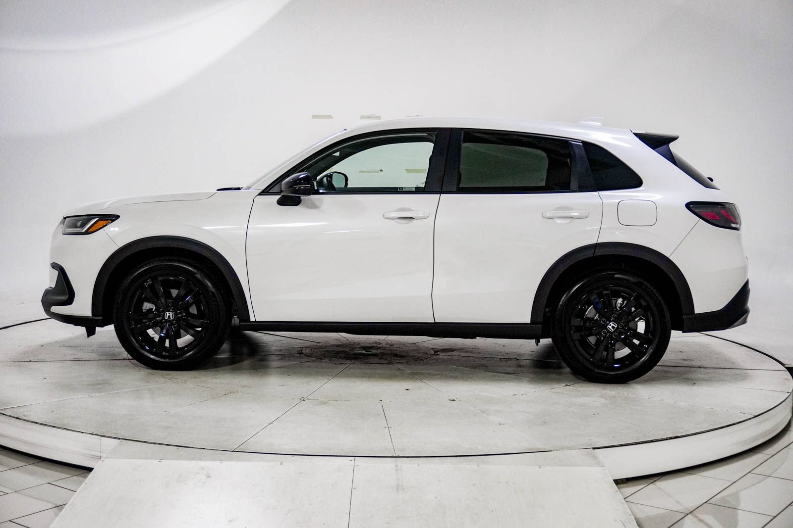 Certified 2026 Honda HR-V Sport image 5