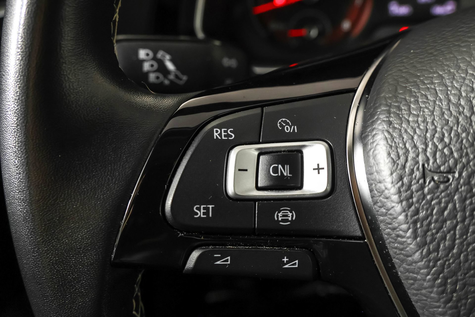 Used 2021 Volkswagen Jetta SE image 25