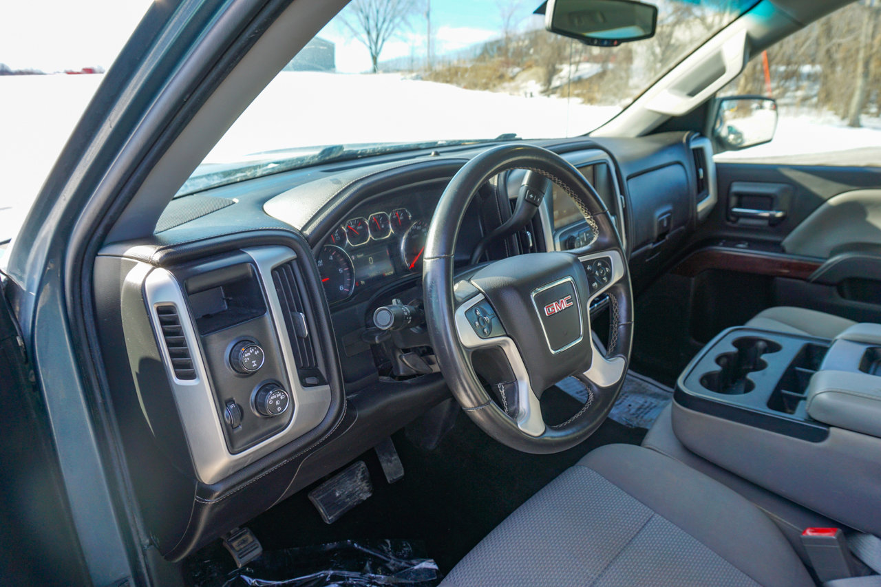 Used 2014 GMC Sierra 1500 SLE w/ SLE Preferred Package image 17